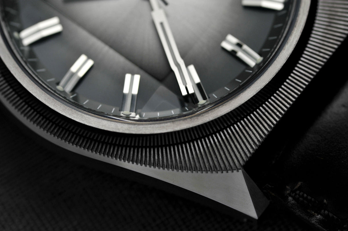 Why Tantalum Is the Unforgiving Holy Grail of Space-Age Watchmaking | VARIO