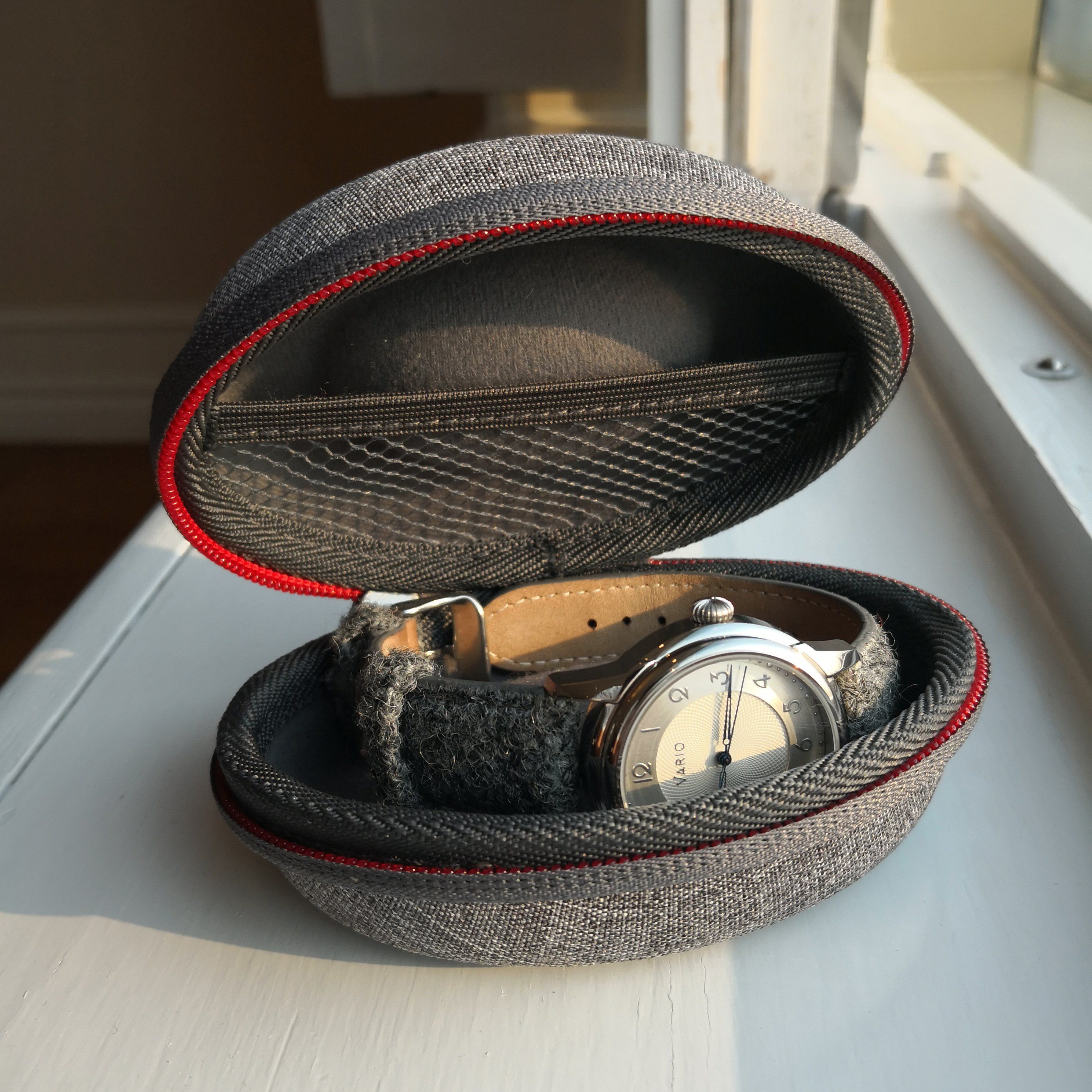 Vario Empire Art Deco watch getting some Sun in Vario Travel Watch Case