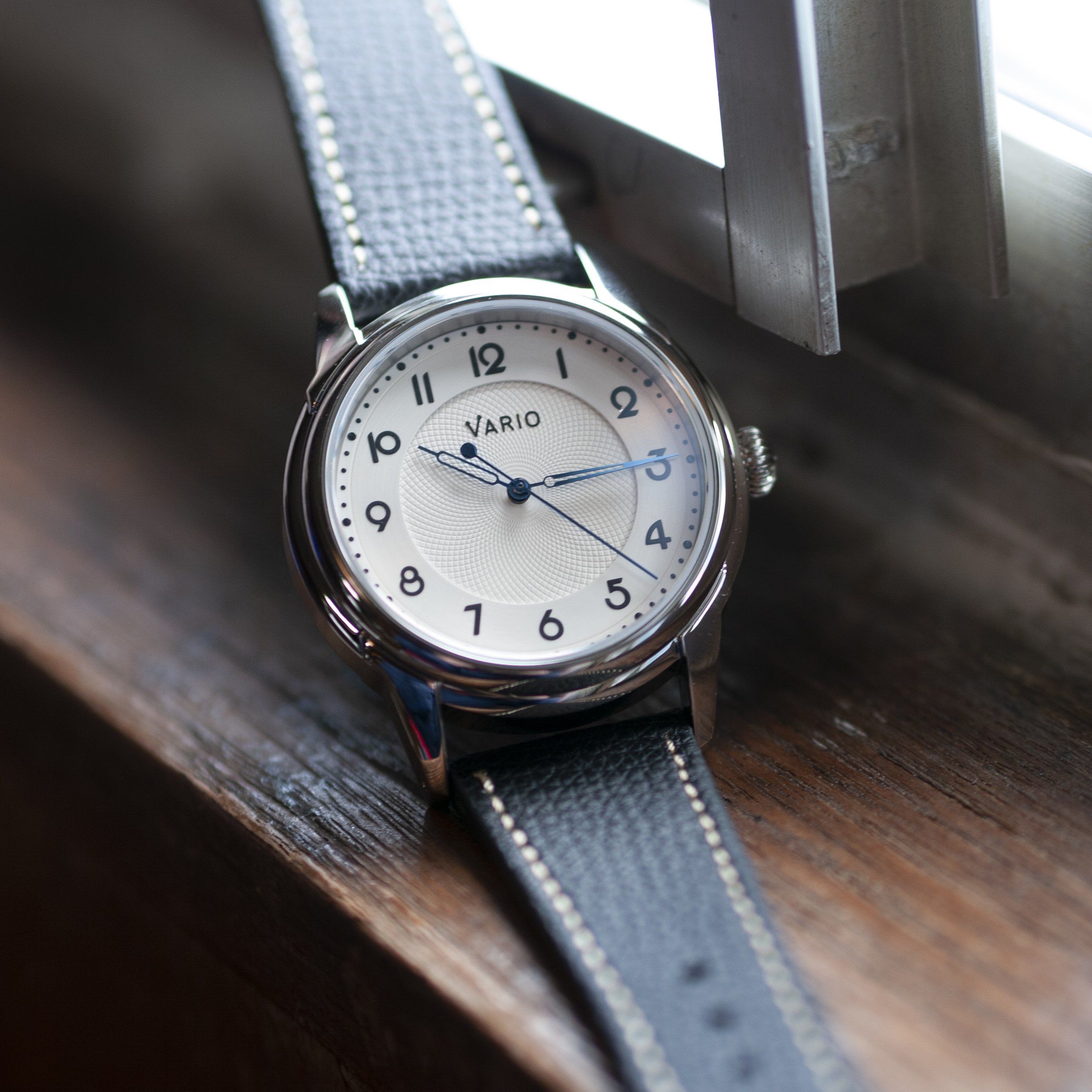 Vario Art Deco Empire Watch