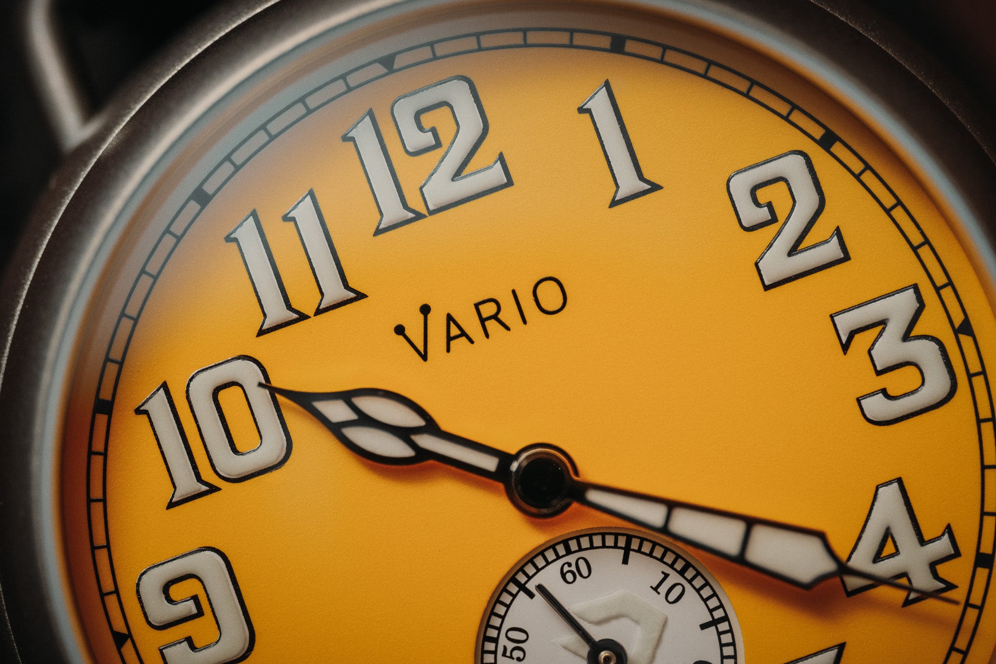 VARIO x RZE UltraHex™ Trench Medallion Yellow Watch