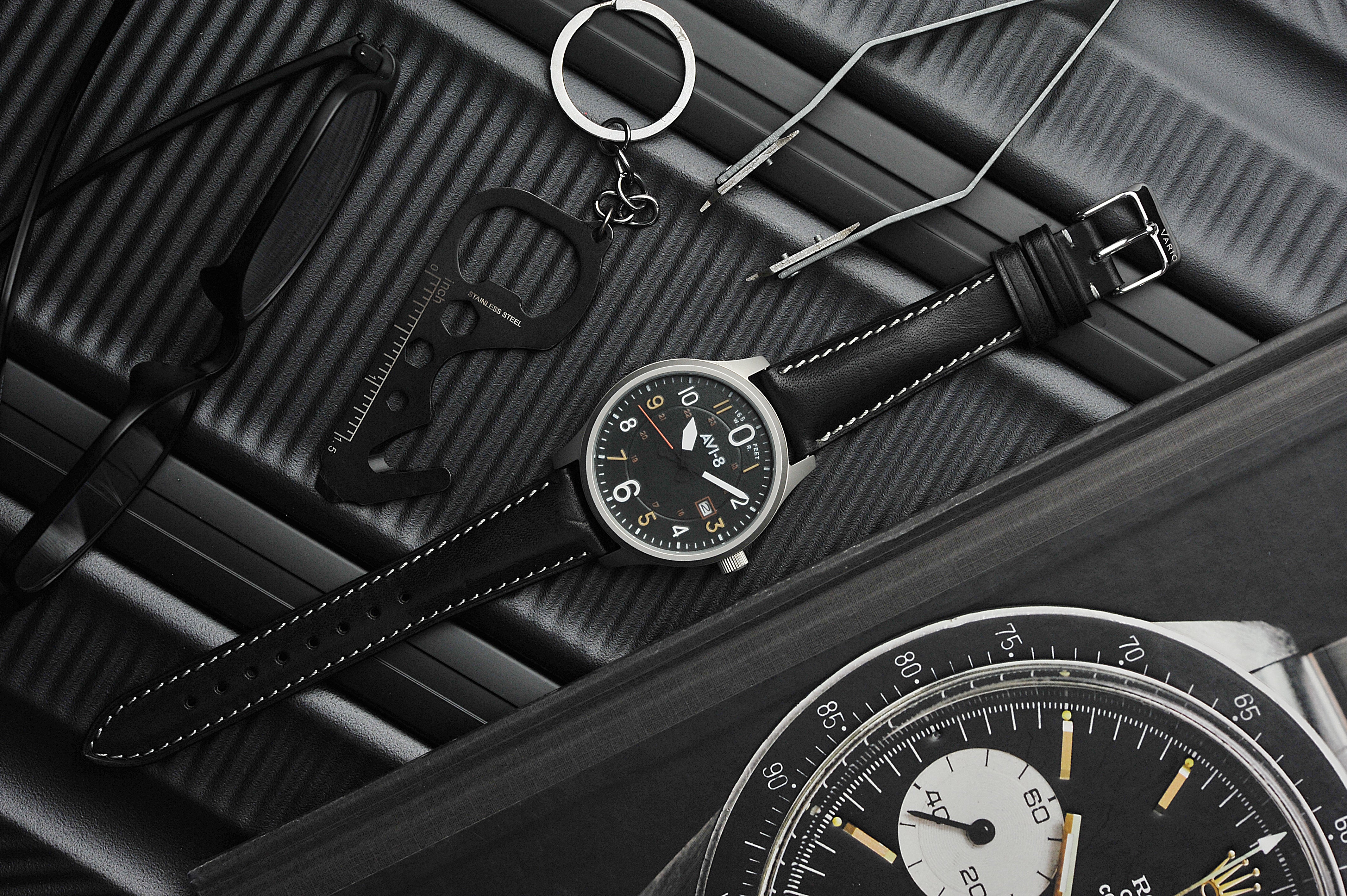 Vintage Veg Tan Embossed Italian Leather black