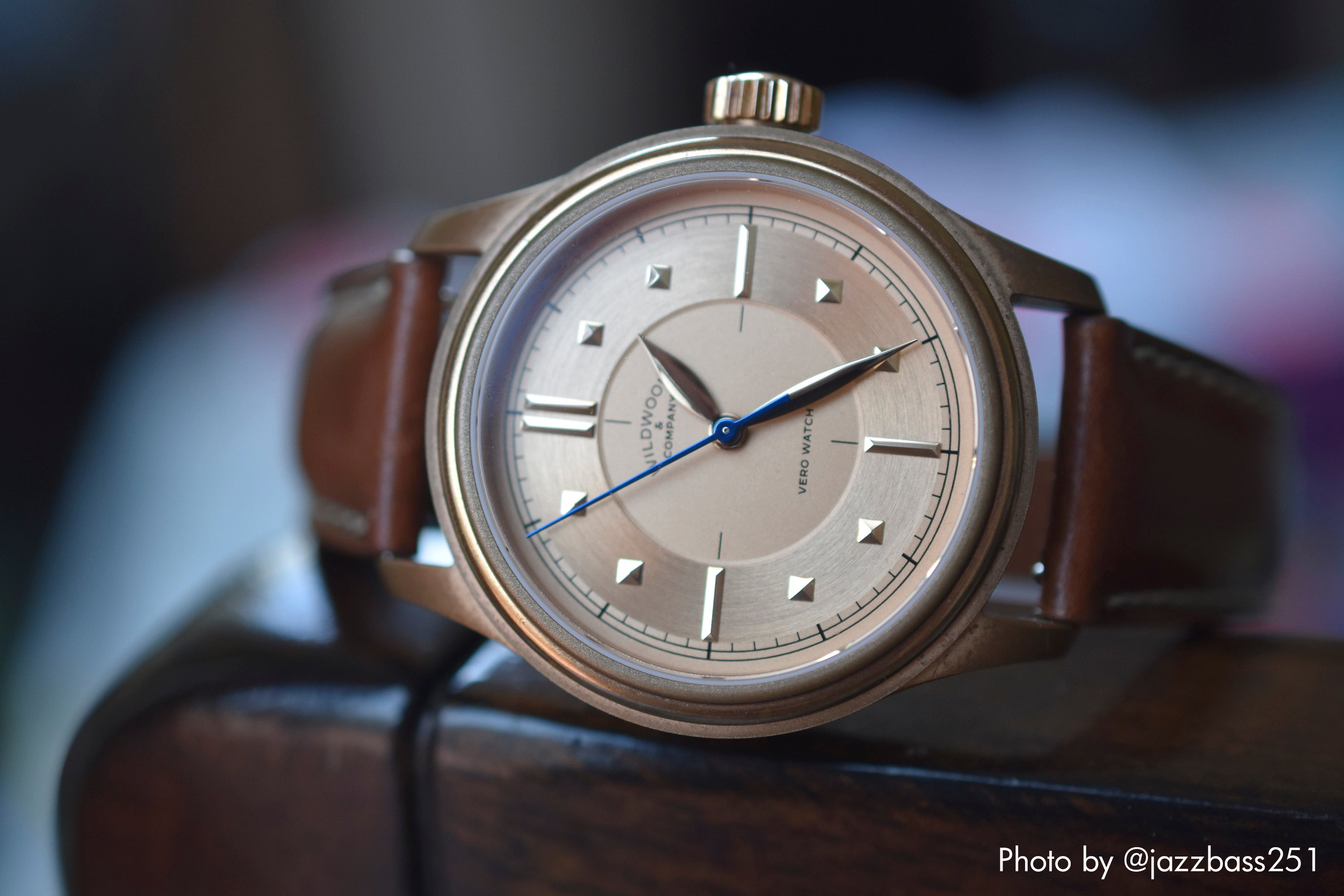 vario embossed veg tan watch strap