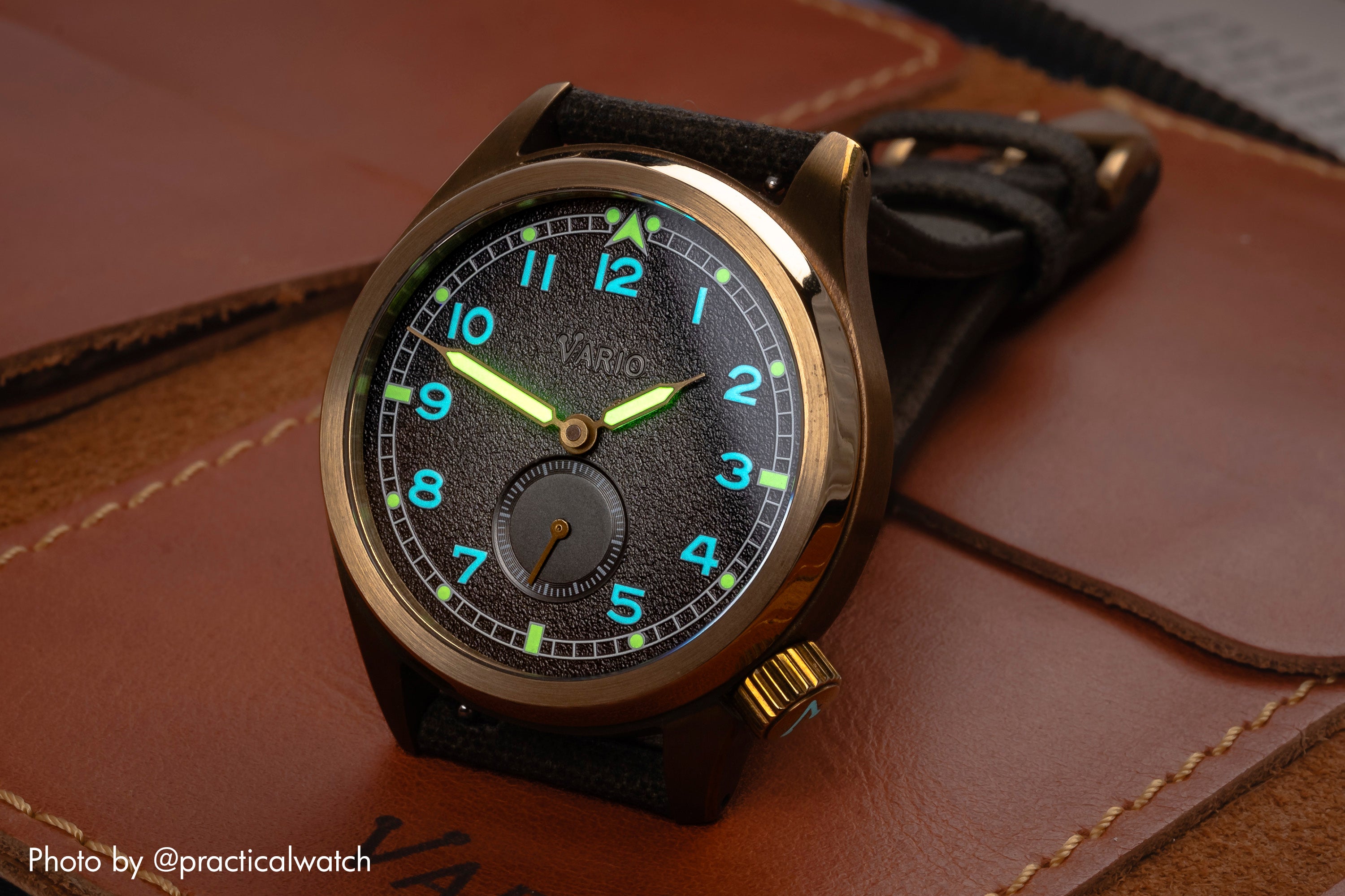 vario d12 bronze wtch