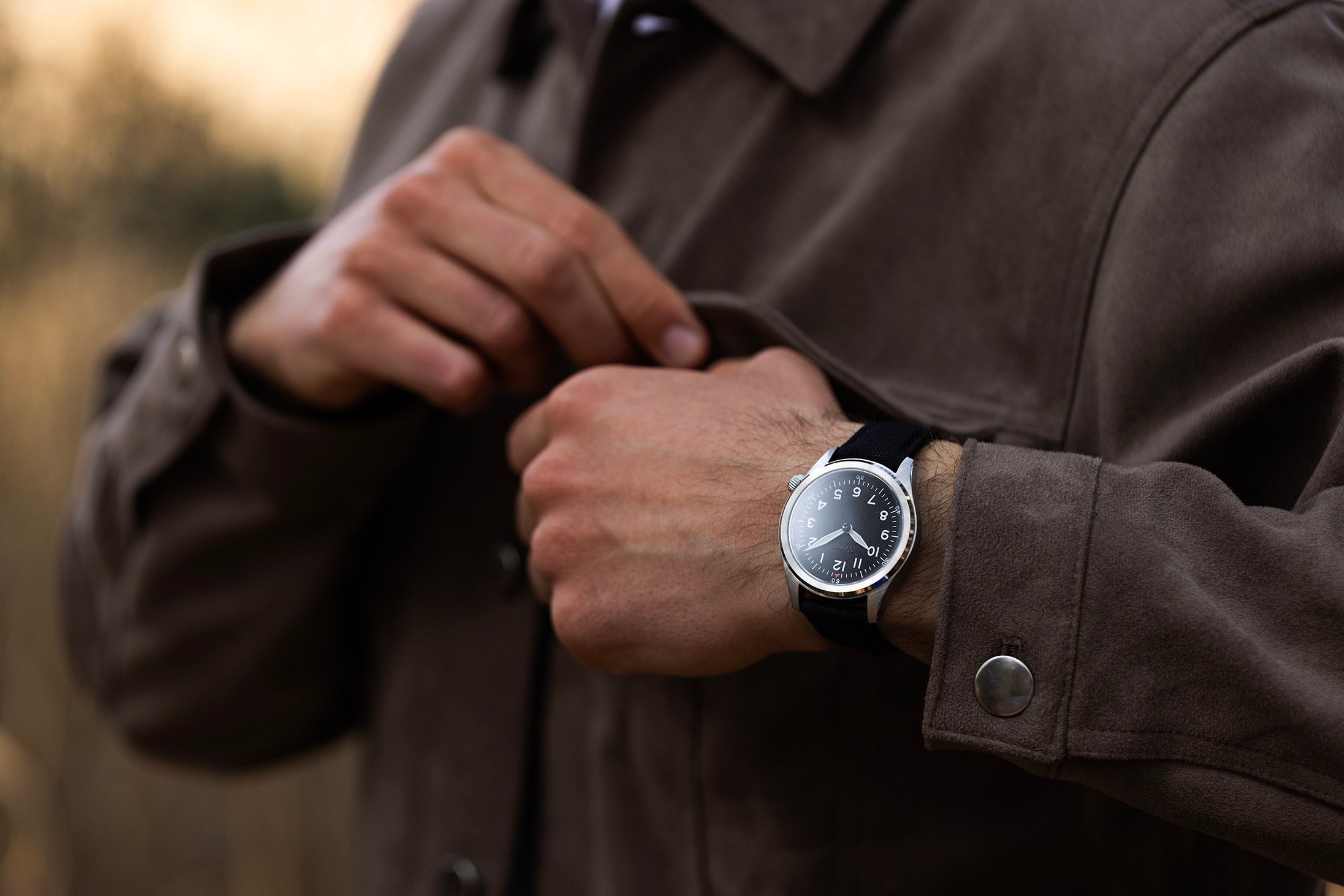 Vario A11-S Solar Quartz Field Watch black