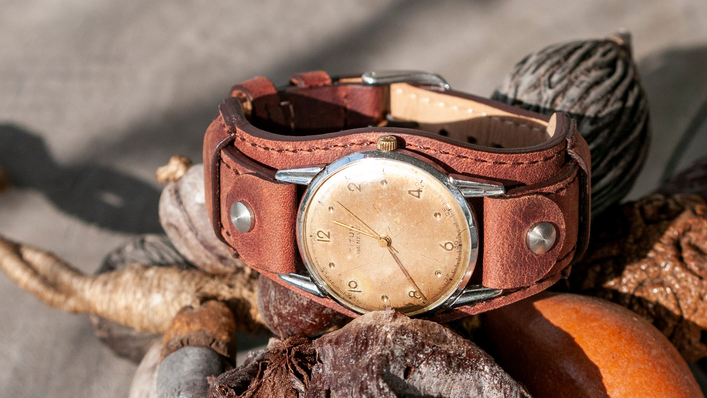 vario 1918 ww1 trench watch with crazy horse chicago screw bund strap