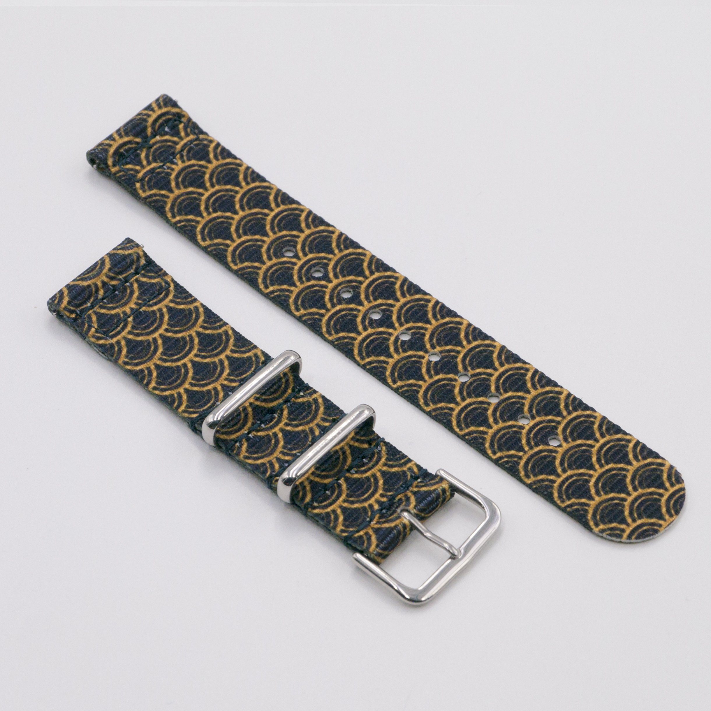 vario golden serpent black graphic strap for smart watch