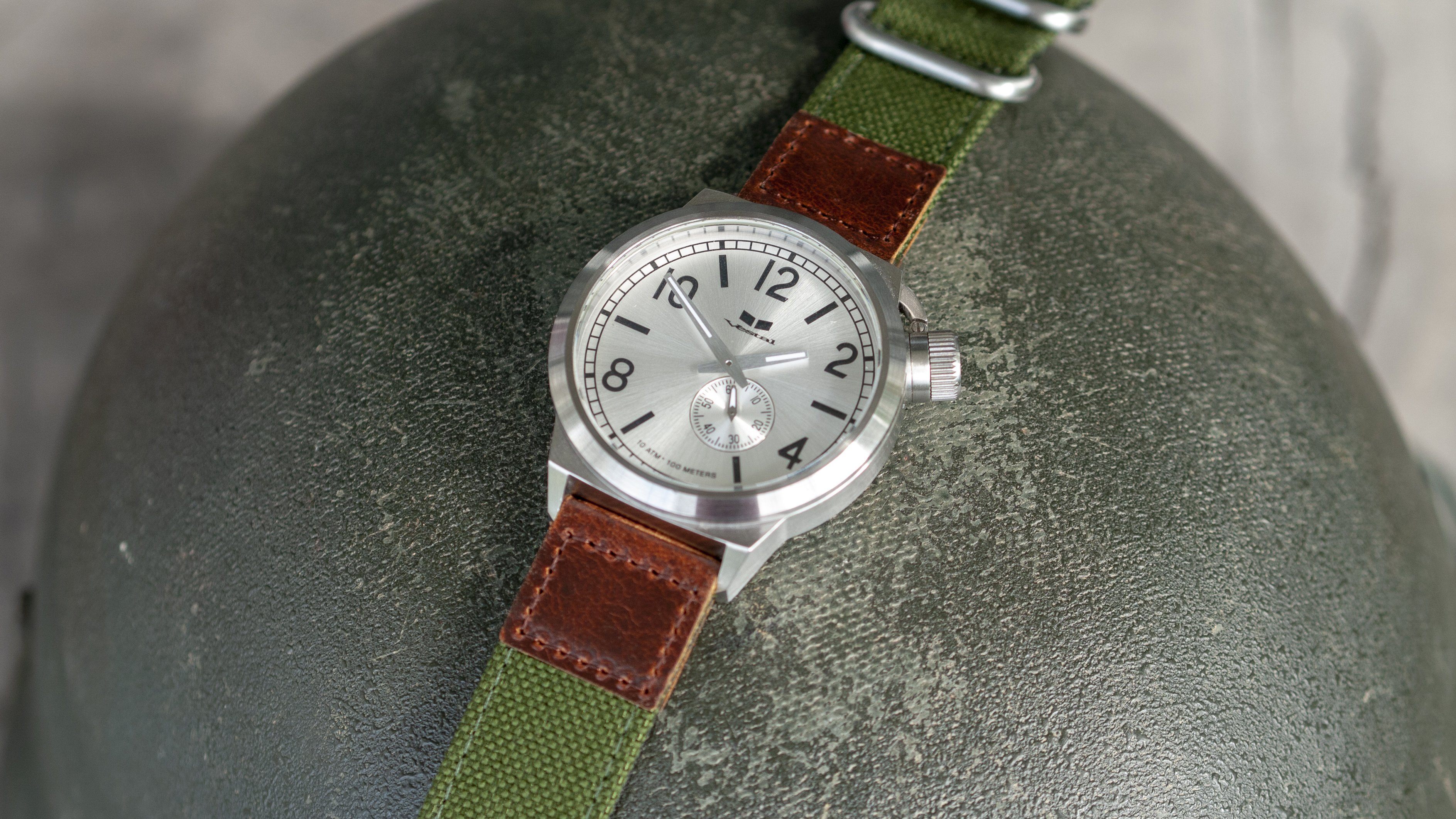 vario cordura oiled leather olive green vestal watch