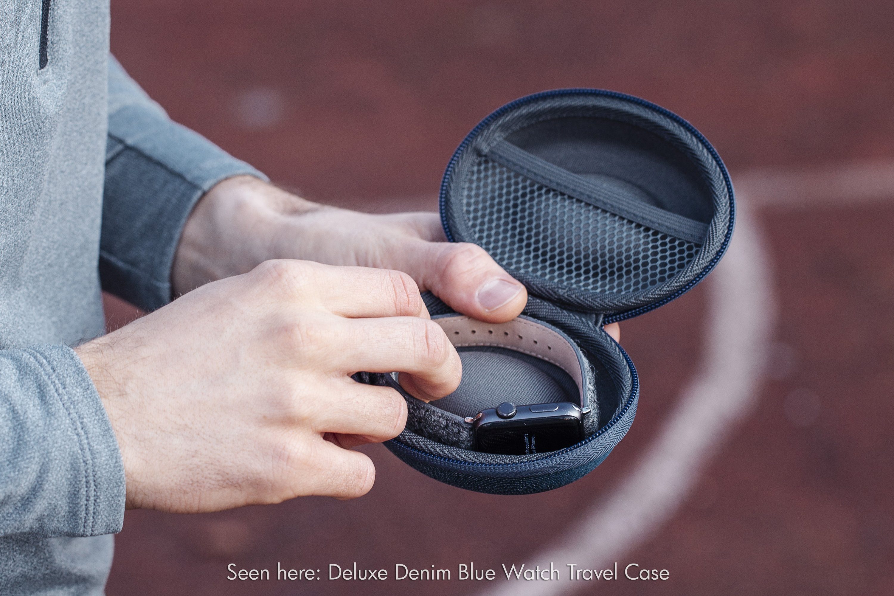 vario travel watch pod case