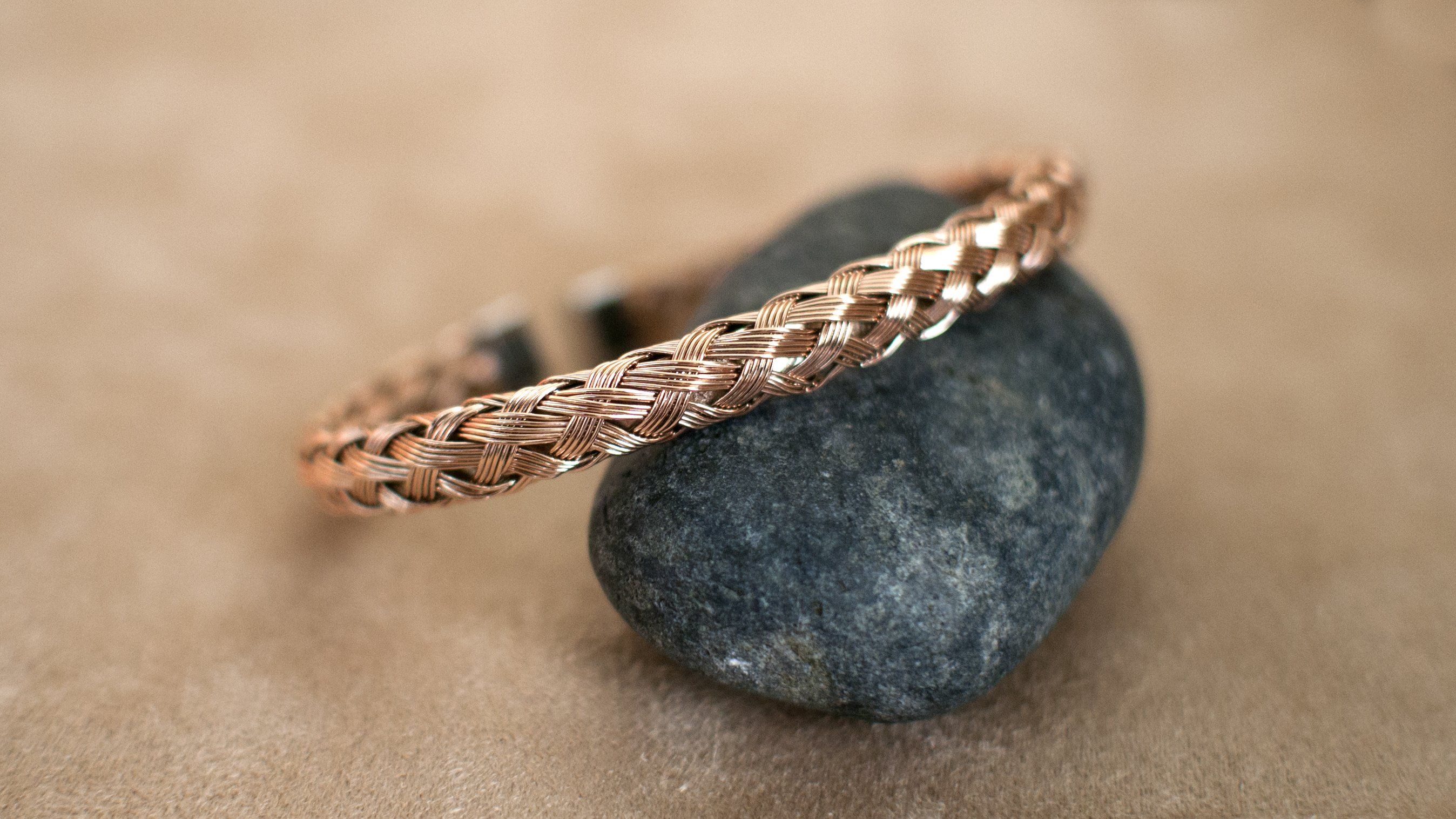 rose gold woven mesh bangle
