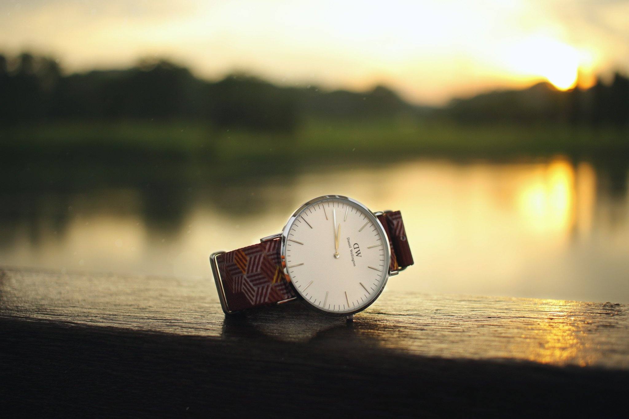 How to Dress Down your Daniel Wellington with Vario's straps