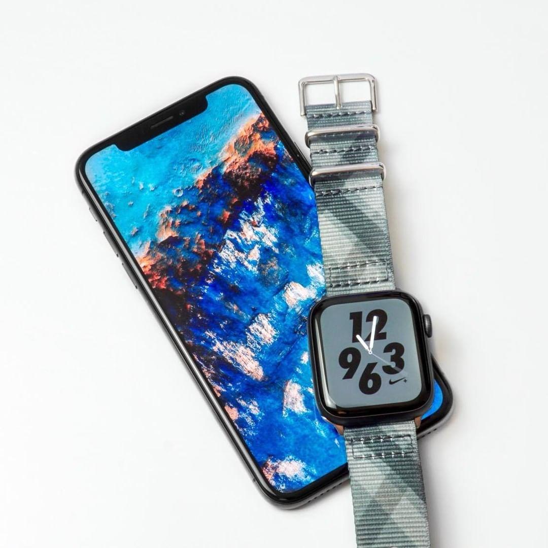 Fancy a Vario Graphic strap to customise your Apple watch? Photo by @appletechgadgets