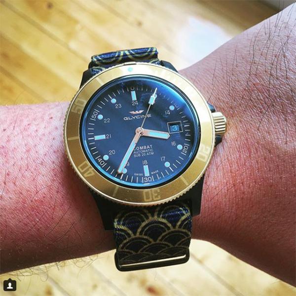 Glycine watch with Vario graphic strap. Photo by @dongystagram