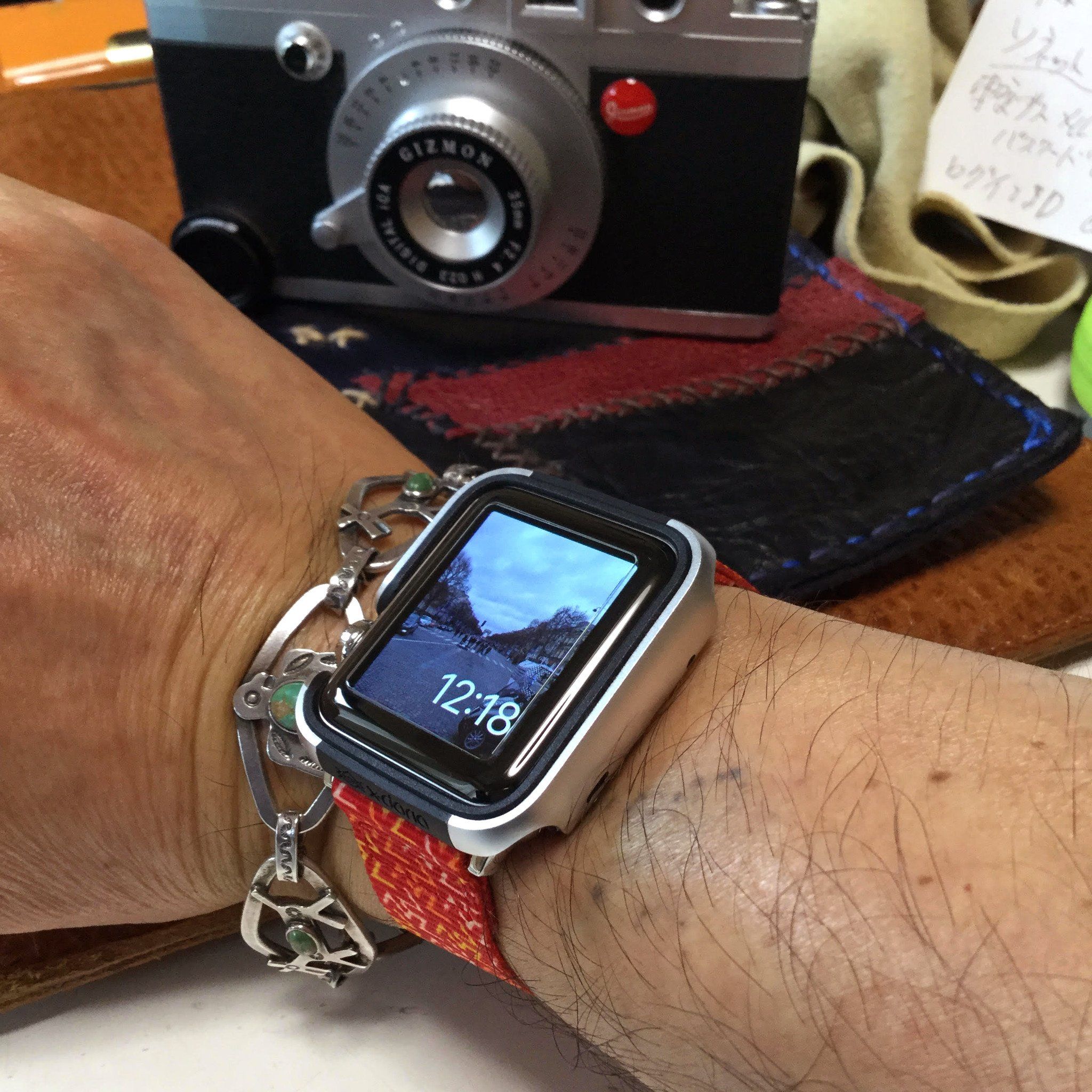 Apple Watch with Orange Tangy strap by #varioclub member Kazuo