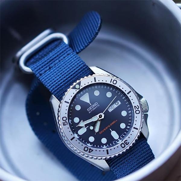 Seiko watch on Vario Ballistic Nylon watch strap. Photo by @jwatchmak