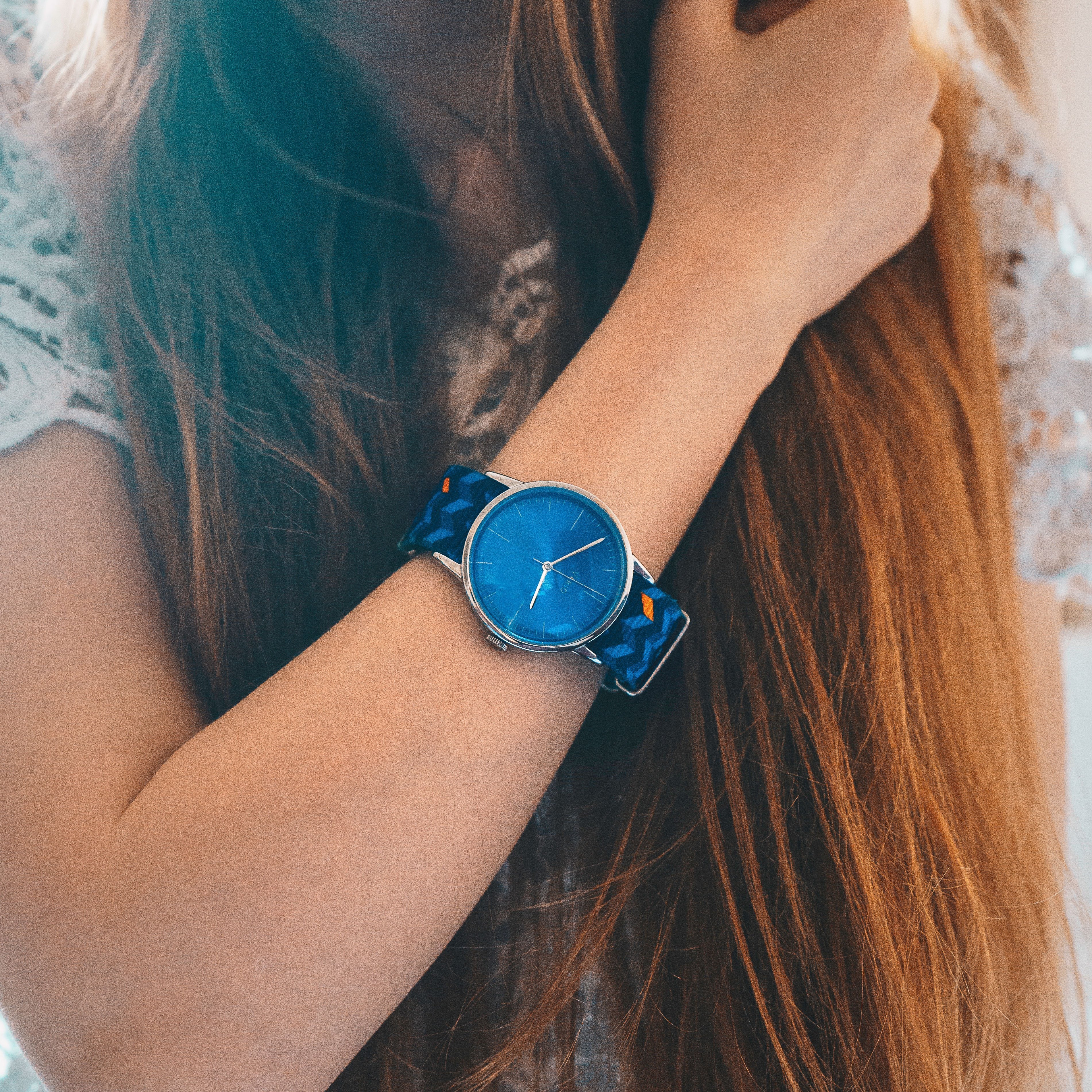 Vario Eclipse dress watch is suitable for ladies too! Don't you think?