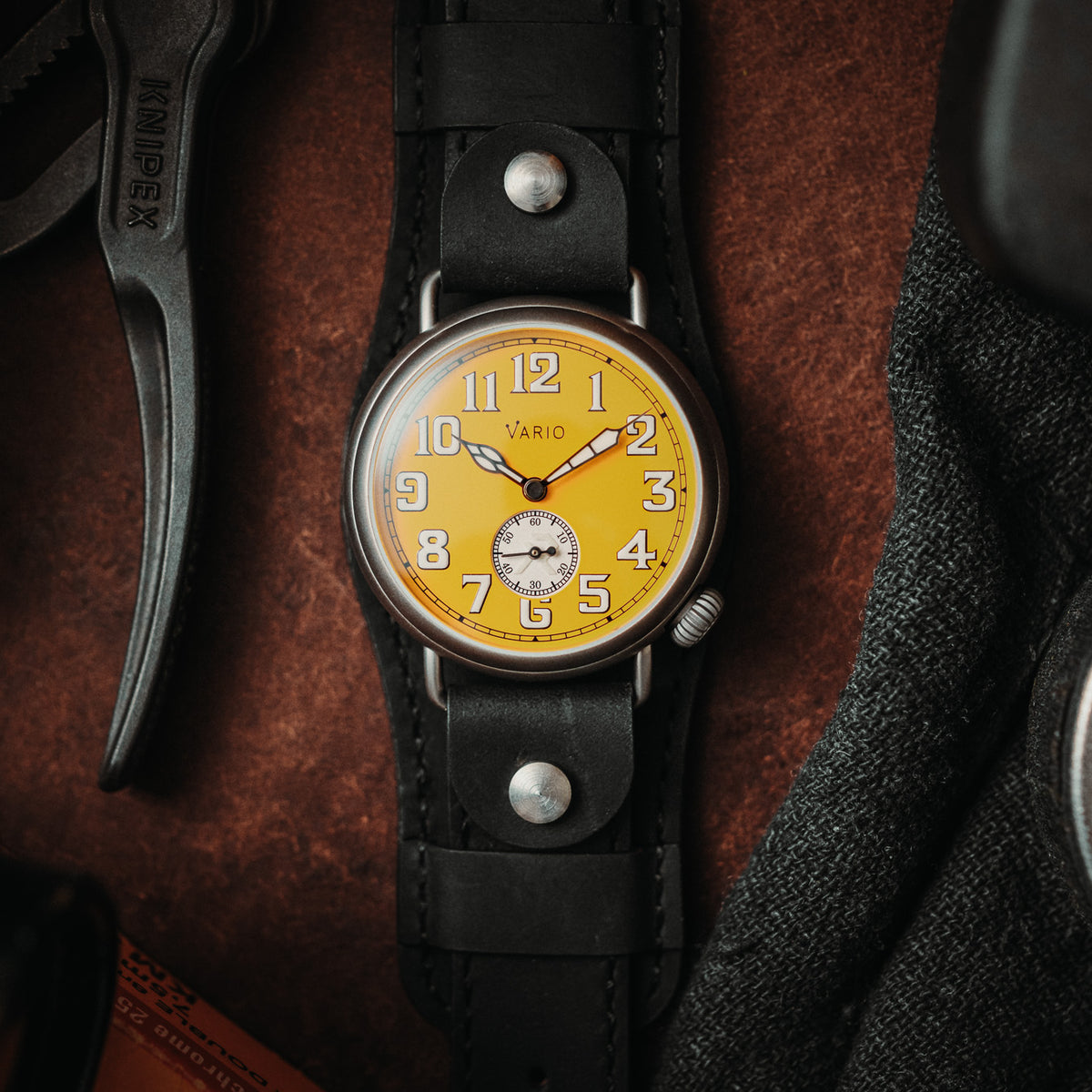 VARIO x RZE UltraHex™ Titanium Trench Medallion Yellow Watch - Main Image