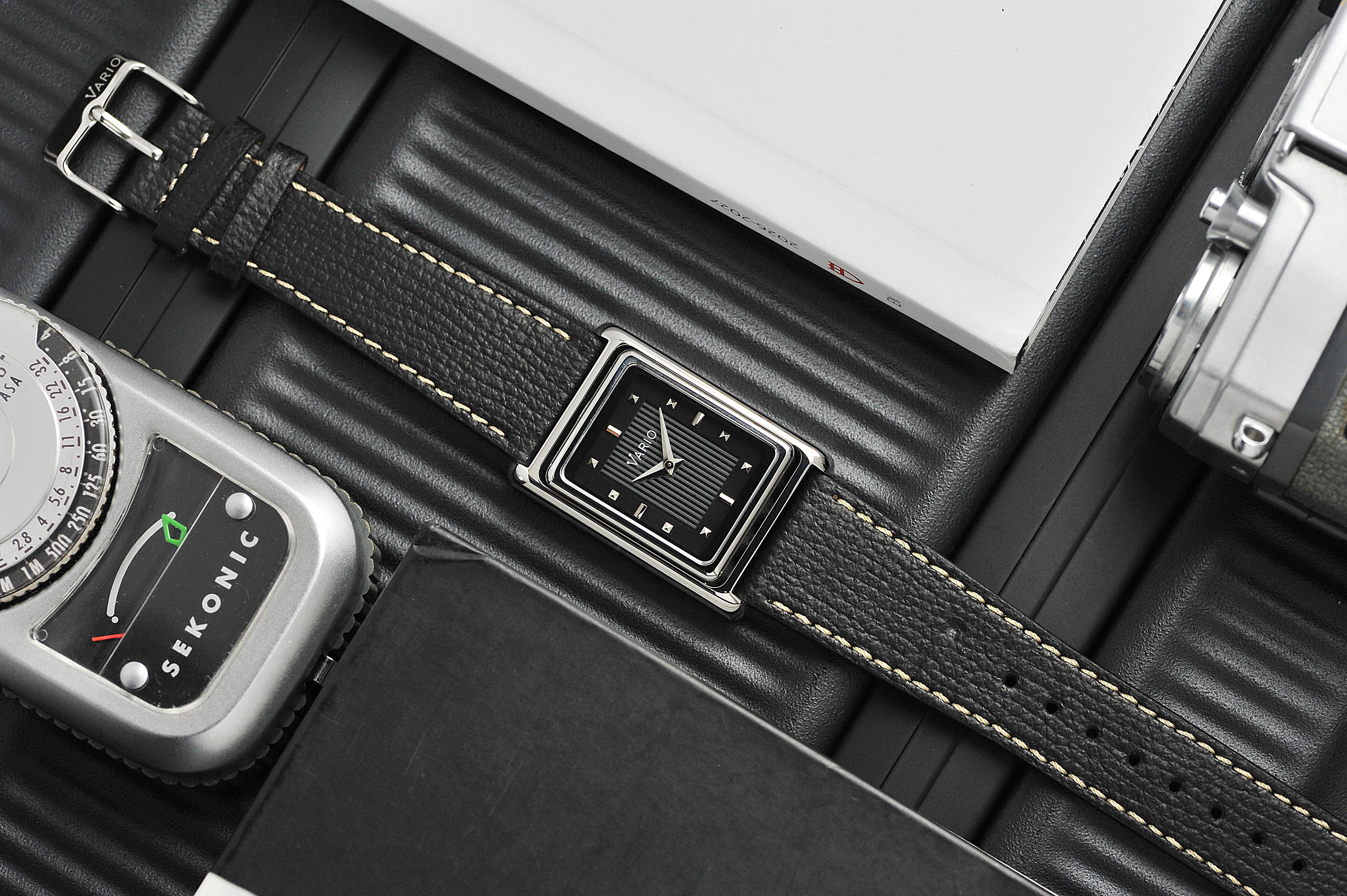 Vario VERSA Automatic Reversible Art Deco Dress Watch