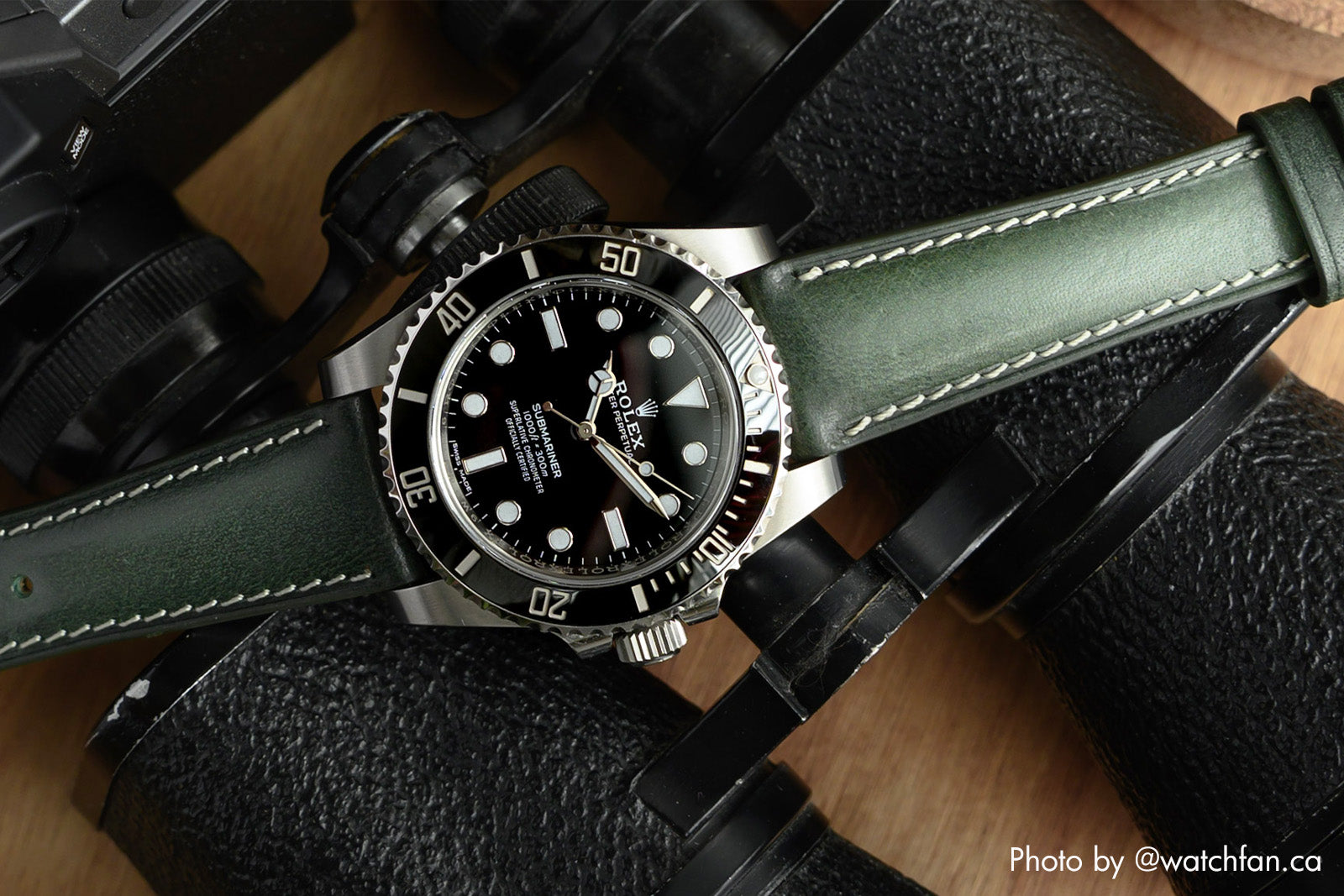 rolex submariner on vario veg tan embossed watch strap