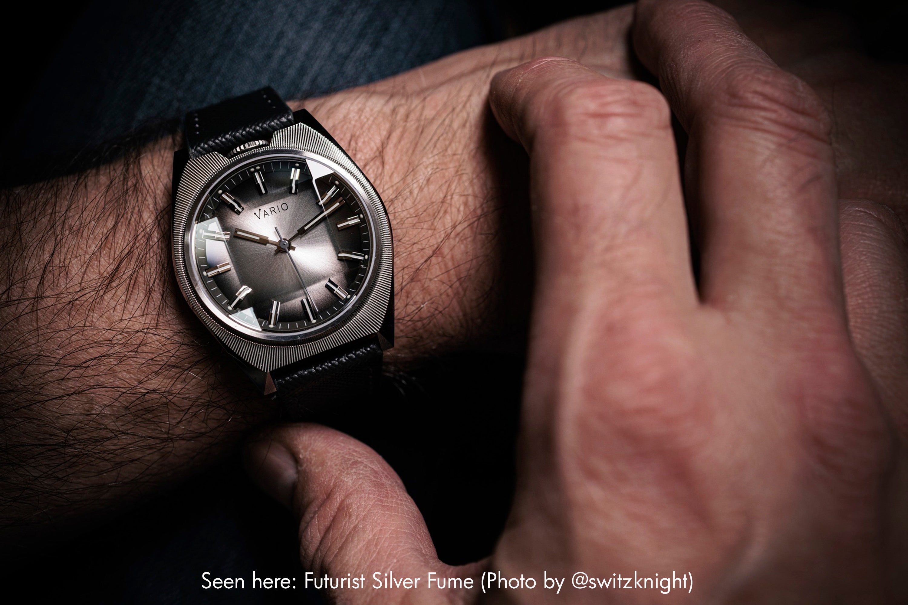 Vario Futruist faceted crystal watch