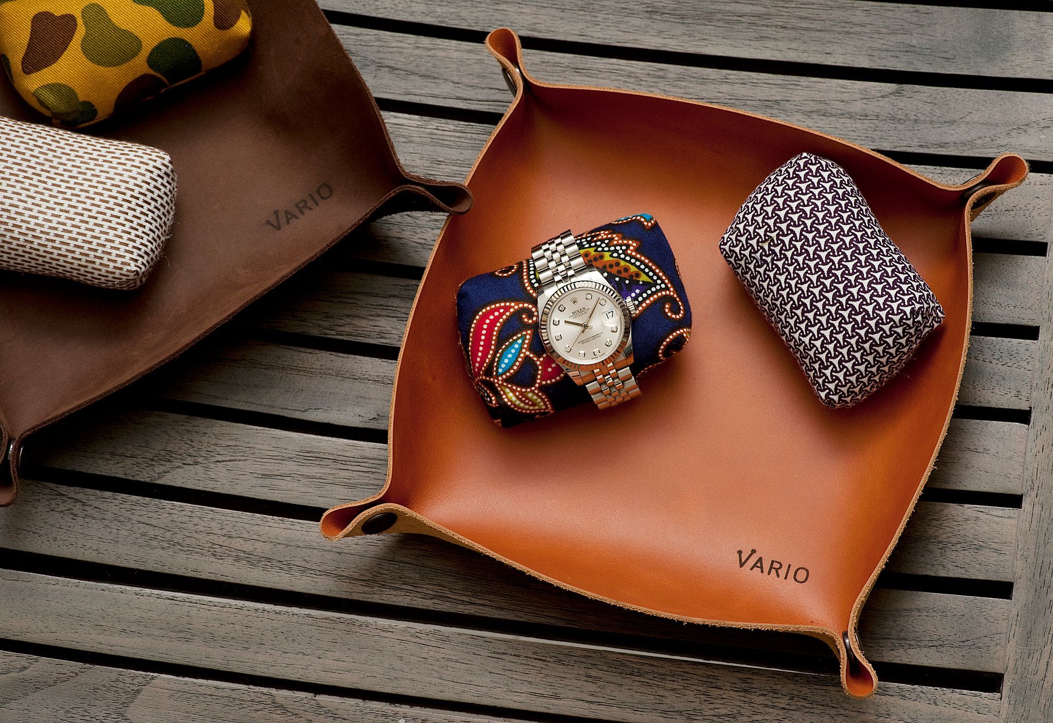 vario valet tray and watch pillows