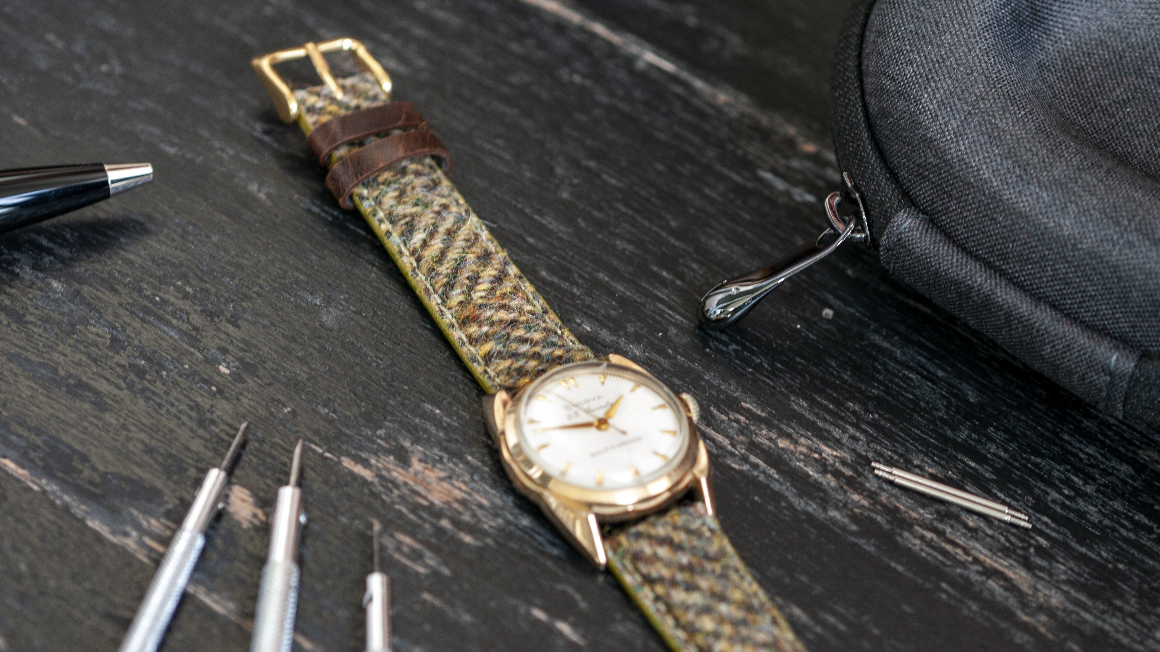 vario harris tweed herringbone watch strap on bulova 23 watch