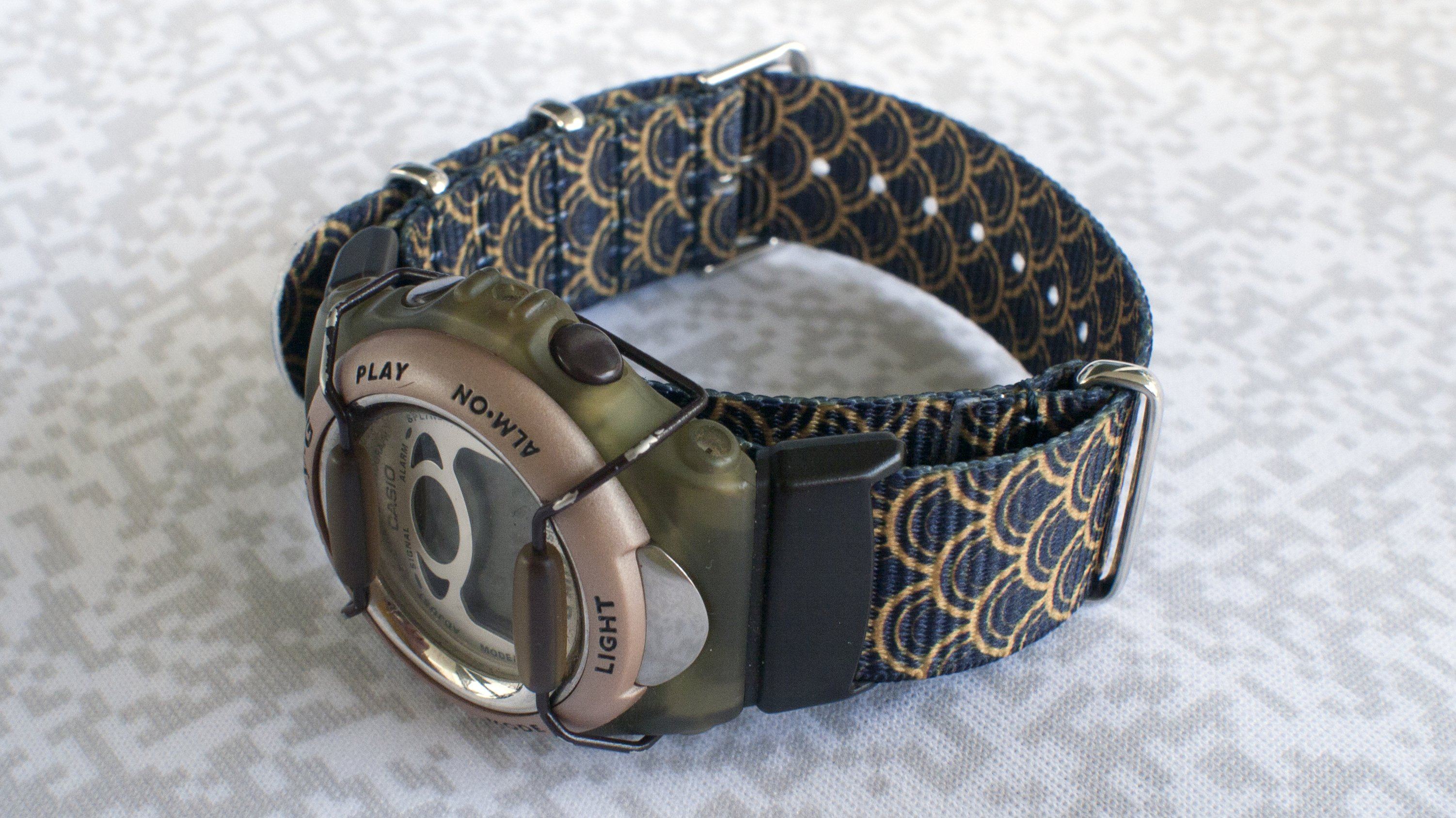 vario graphic g10 golden serpent gold black watch strap baby g watch